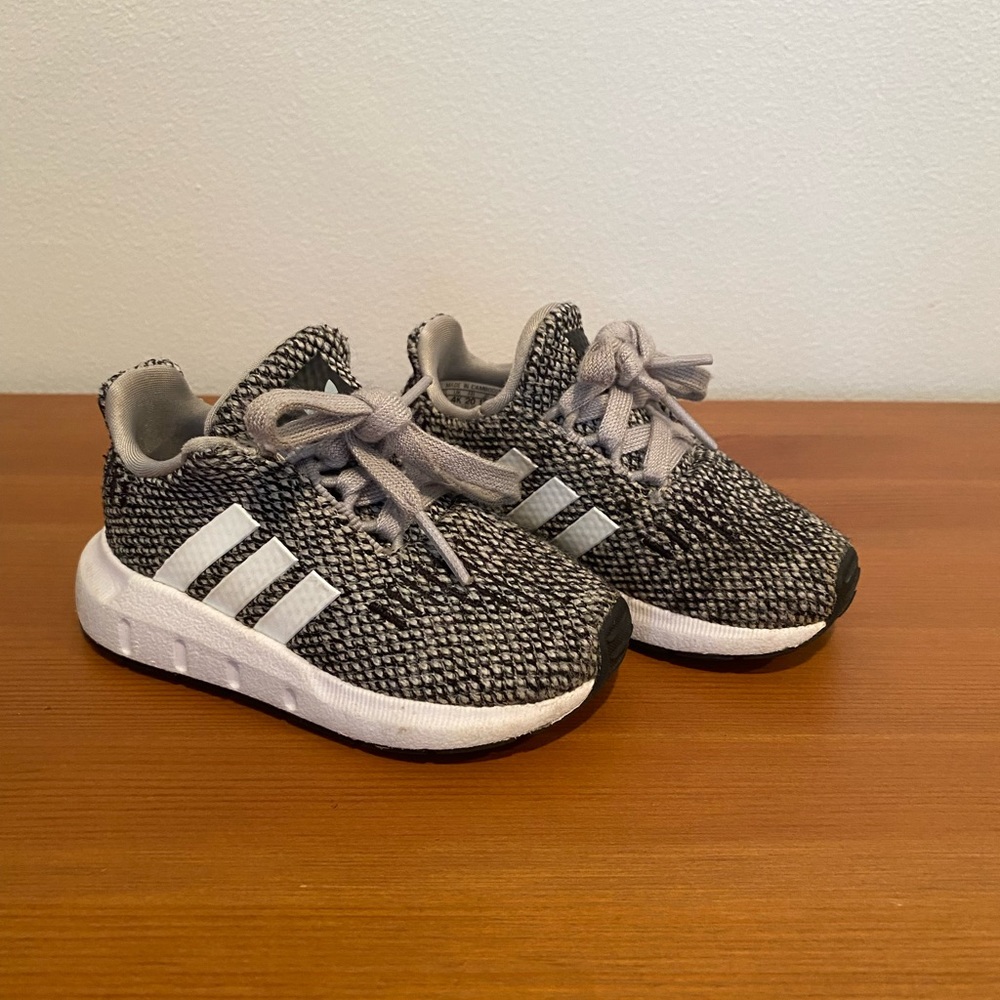 Adidas Swift Run 5K